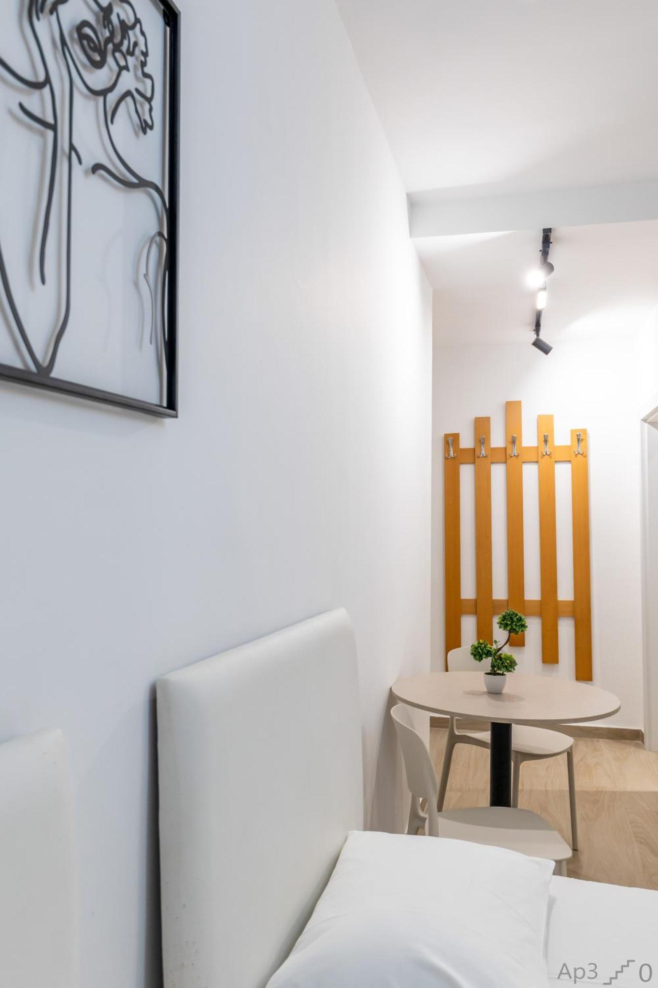 Al Mare Rooms Sarandë Esterno foto