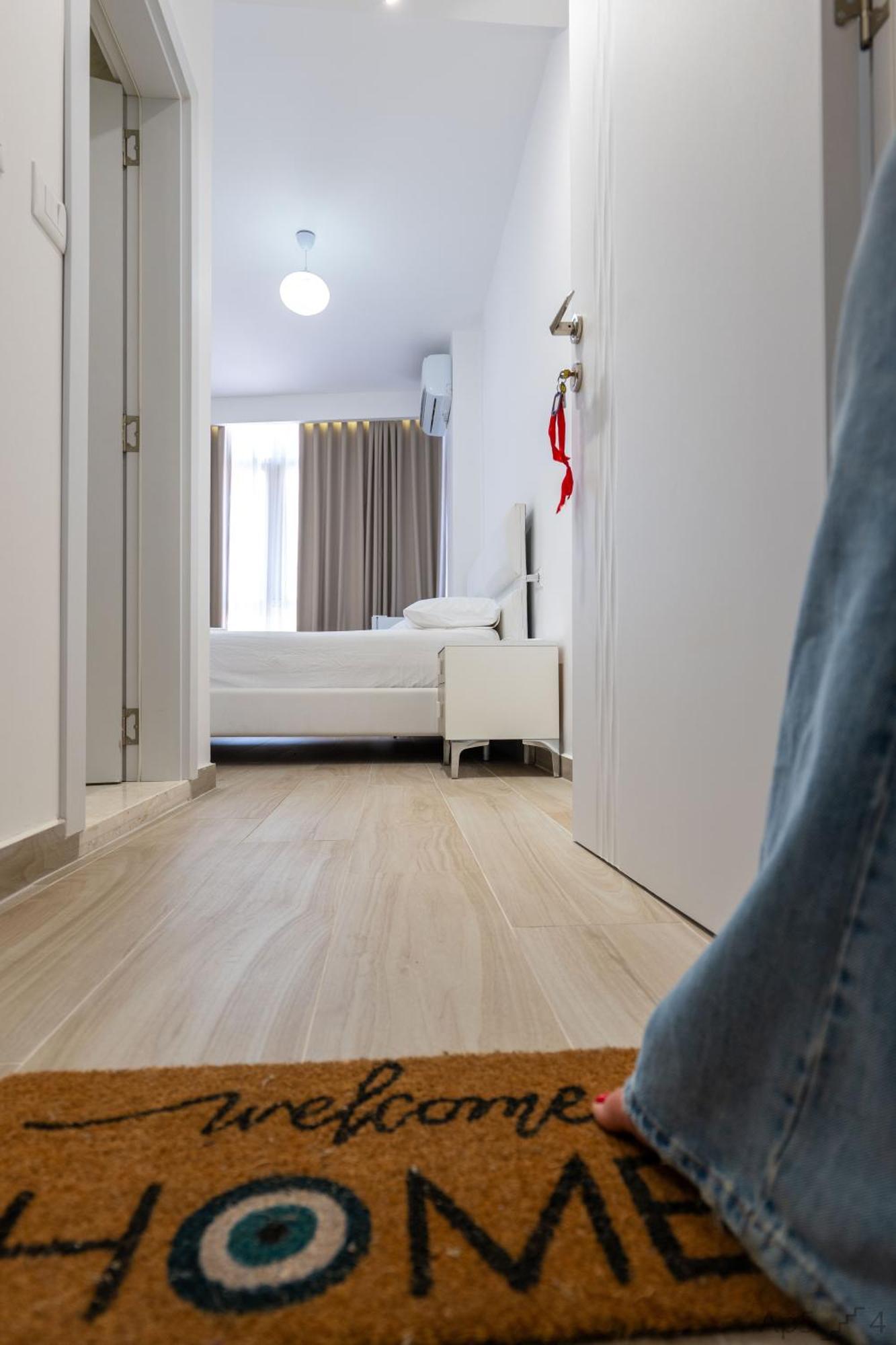 Al Mare Rooms Sarandë Esterno foto
