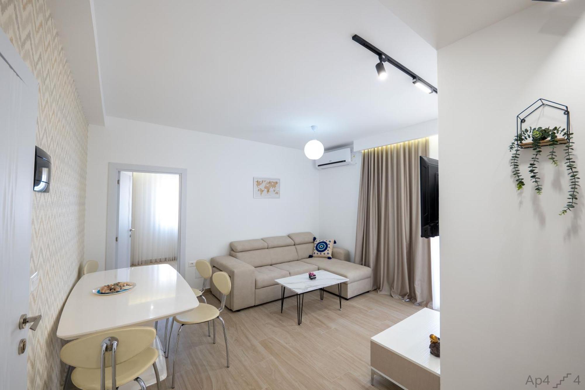 Al Mare Rooms Sarandë Esterno foto